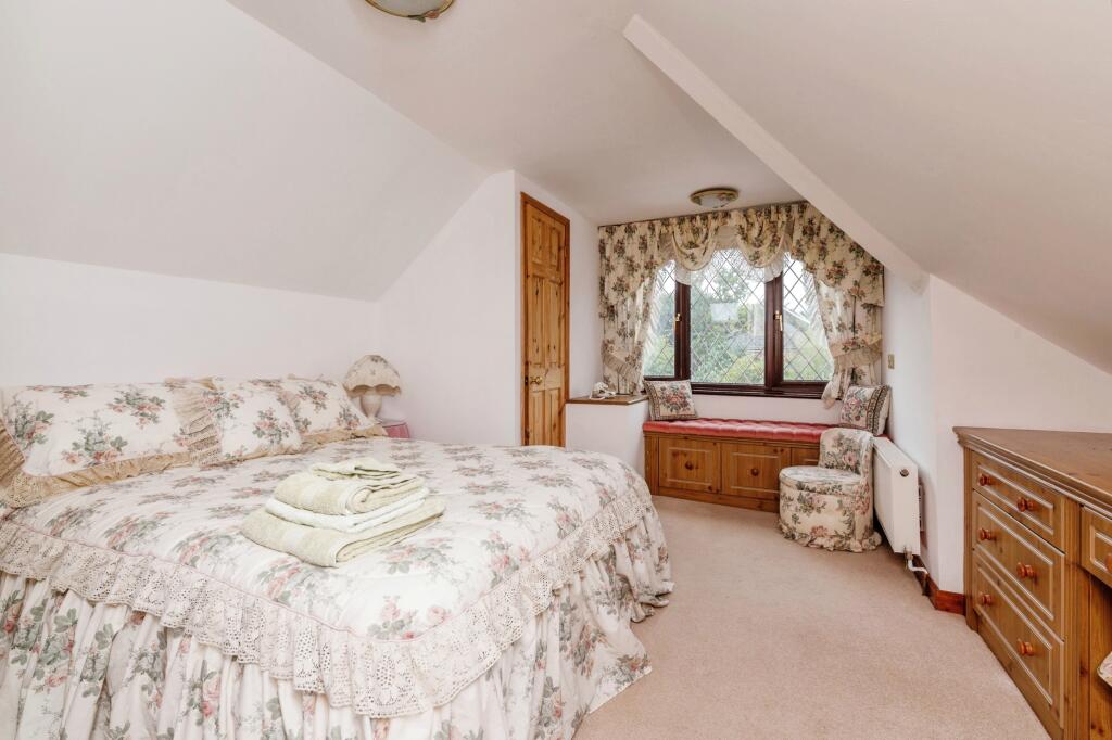 Additional property image - Stock Road, Billericay, Essex, CM12