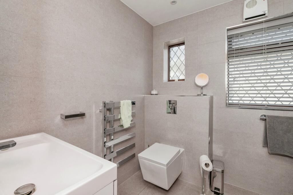 Additional property image - Stock Road, Billericay, Essex, CM12
