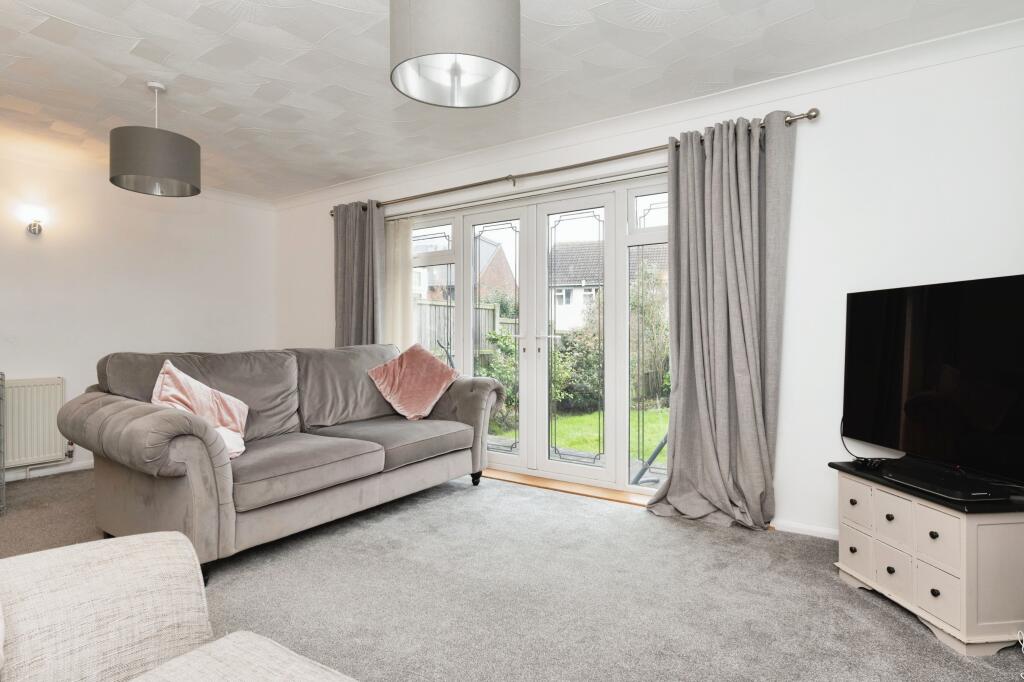 Additional property image - Belgrave Road, Billericay, Essex, CM12