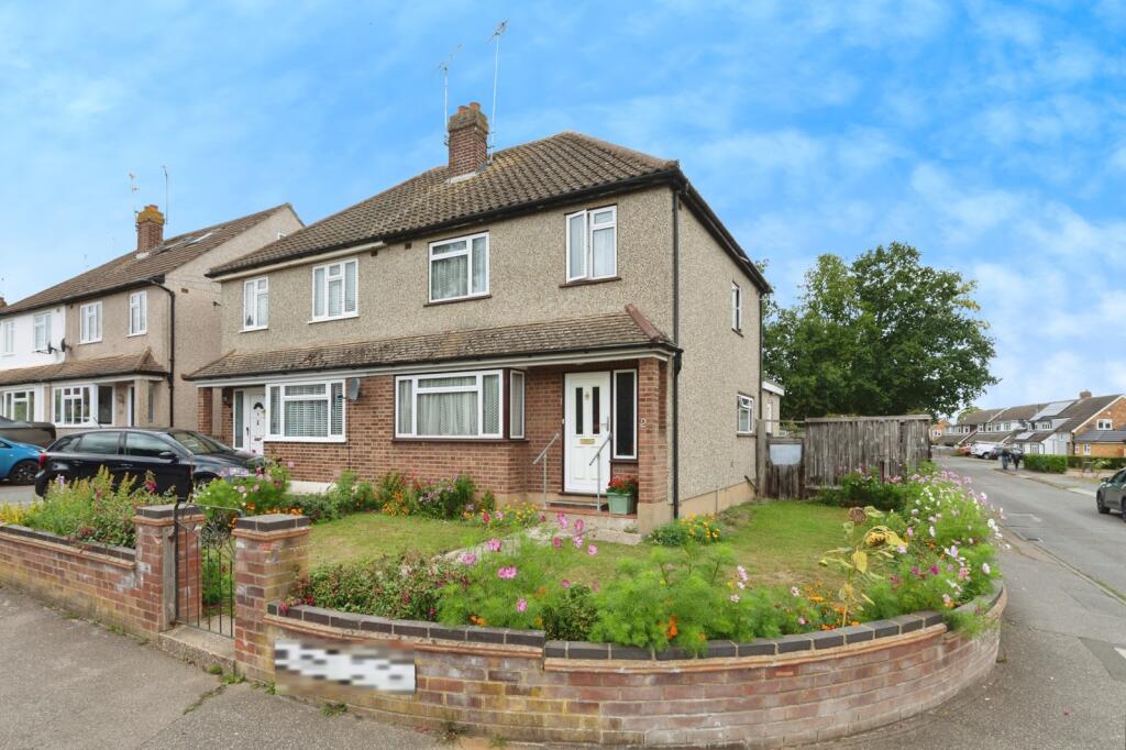 Main image of property: Gordon Close, Billericay, Essex, CM12