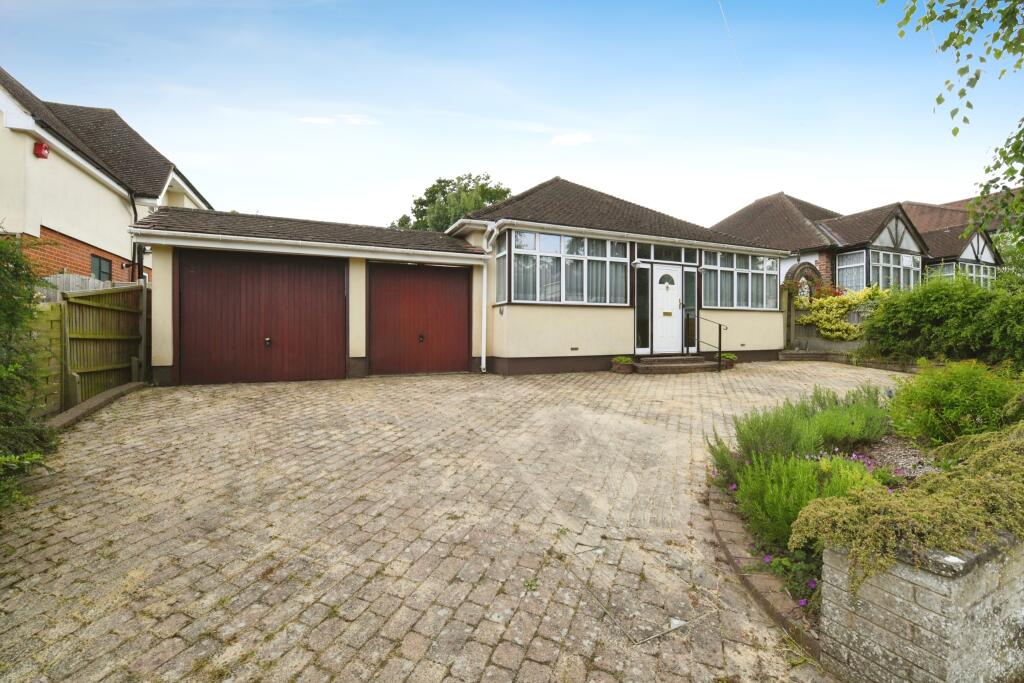 Main image of property: Shenfield Crescent, BRENTWOOD, Essex, CM15