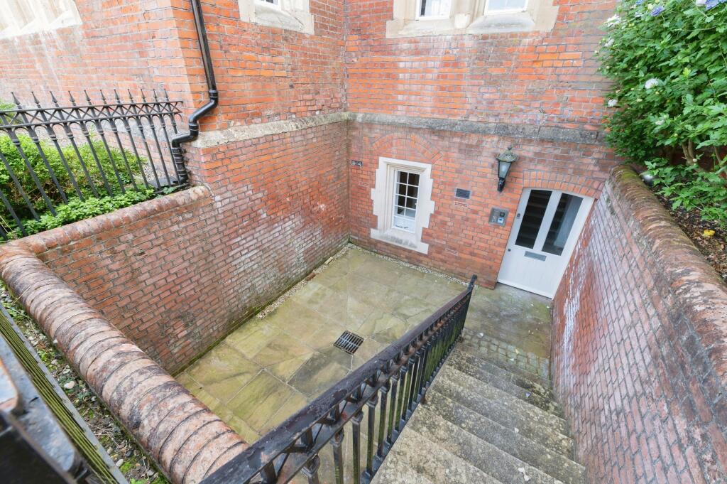 Additional property image - The Galleries, Warley, Brentwood, Essex, CM14