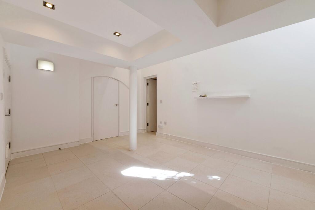 Additional property image - The Galleries, Warley, Brentwood, Essex, CM14