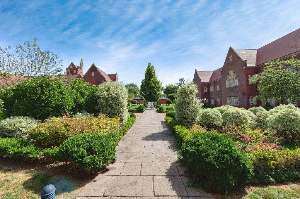 Additional property image - The Galleries, Warley, Brentwood, Essex, CM14