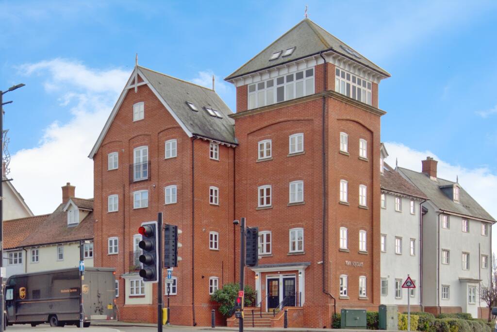 Additional property image - Hart Street, Brentwood, Essex, CM14