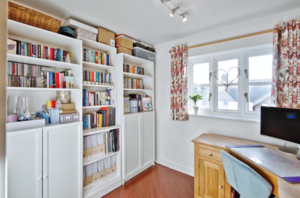 Additional property image - Hart Street, Brentwood, Essex, CM14