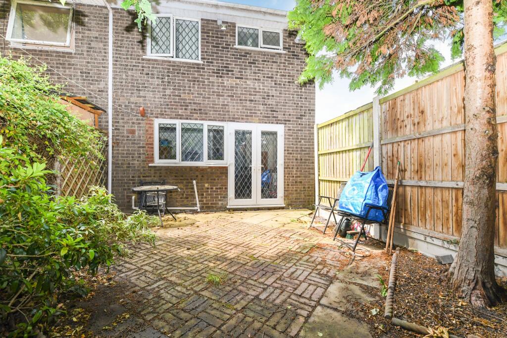 Additional property image - Wistaria Close, Pilgrims Hatch, Brentwood, Essex, CM15