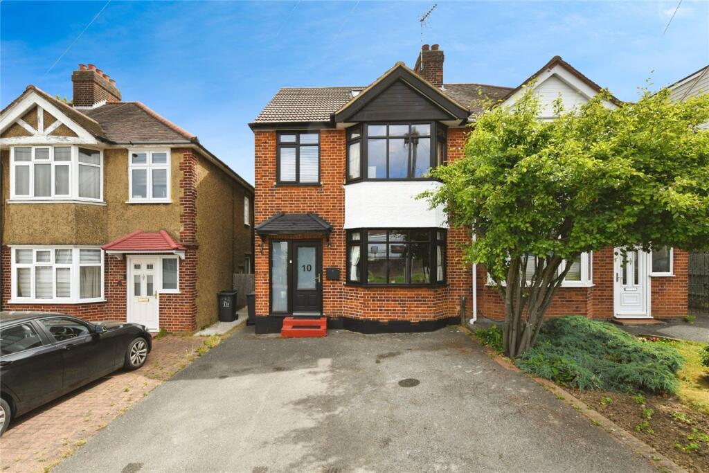 Main image of property: Mascalls Lane, Brentwood, Essex, CM14