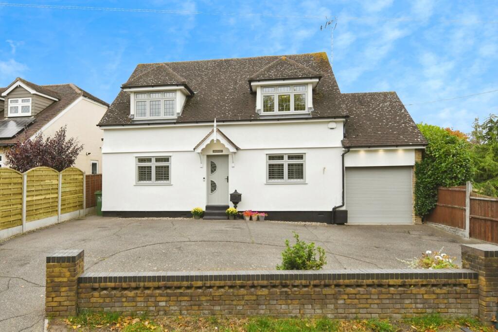 Main image of property: Doddinghurst Road, BRENTWOOD, Essex, CM15