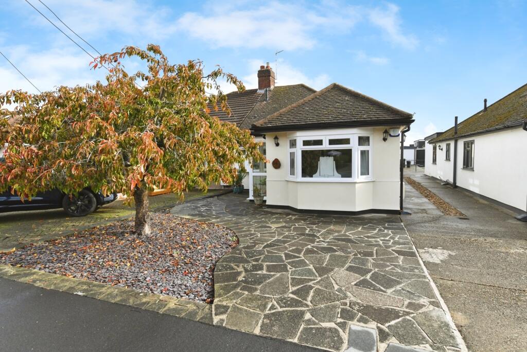Main image of property: Thorndon Avenue, West Horndon, Brentwood, Essex, CM13