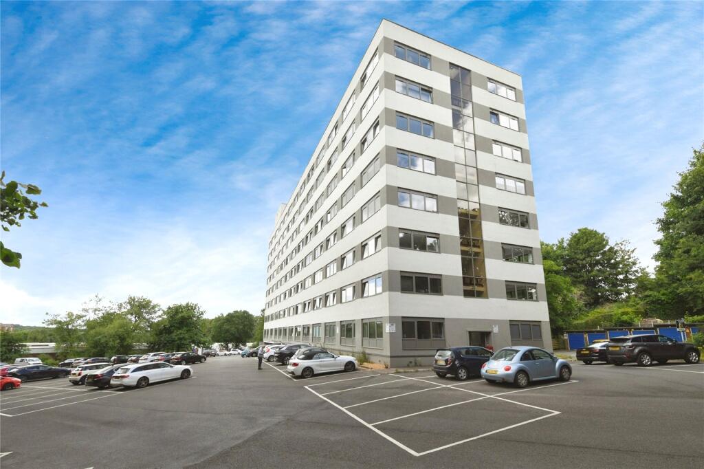 Main image of property: Hubert Road, BRENTWOOD, Essex, CM14