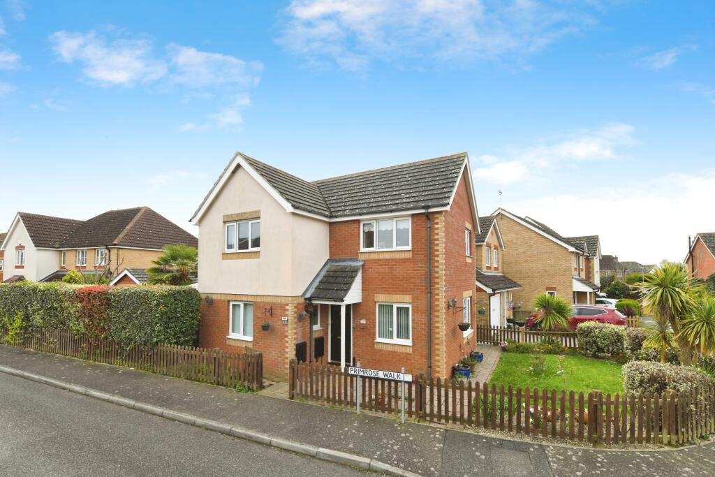 3 bedroom detached house for sale in Primrose Walk, Southminster, Essex