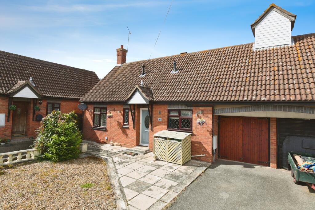 3 bedroom detached house for sale in Station Road, Southminster, Essex, CM0