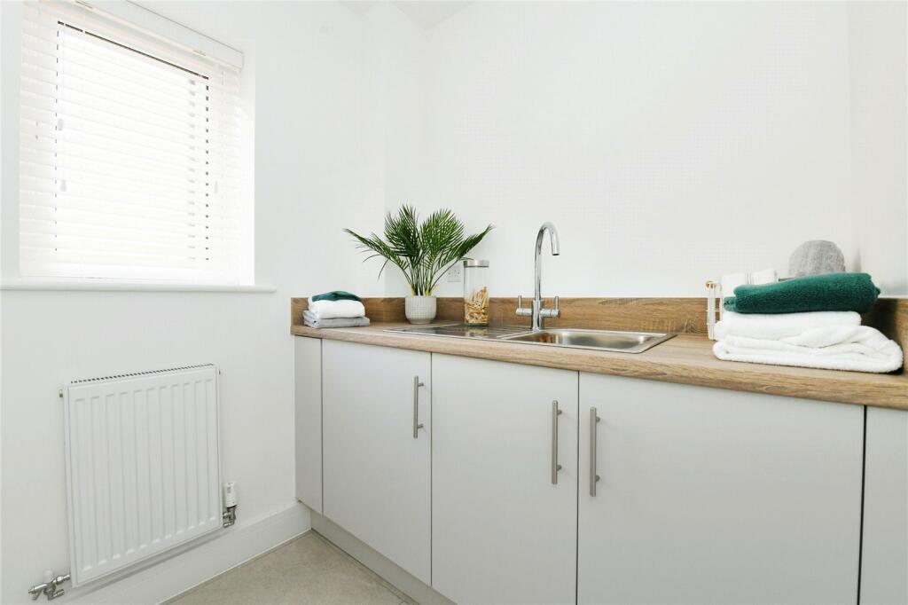 Additional property image - Brookfield Park, Southminster Road, Burnham On Crouch, CM0
