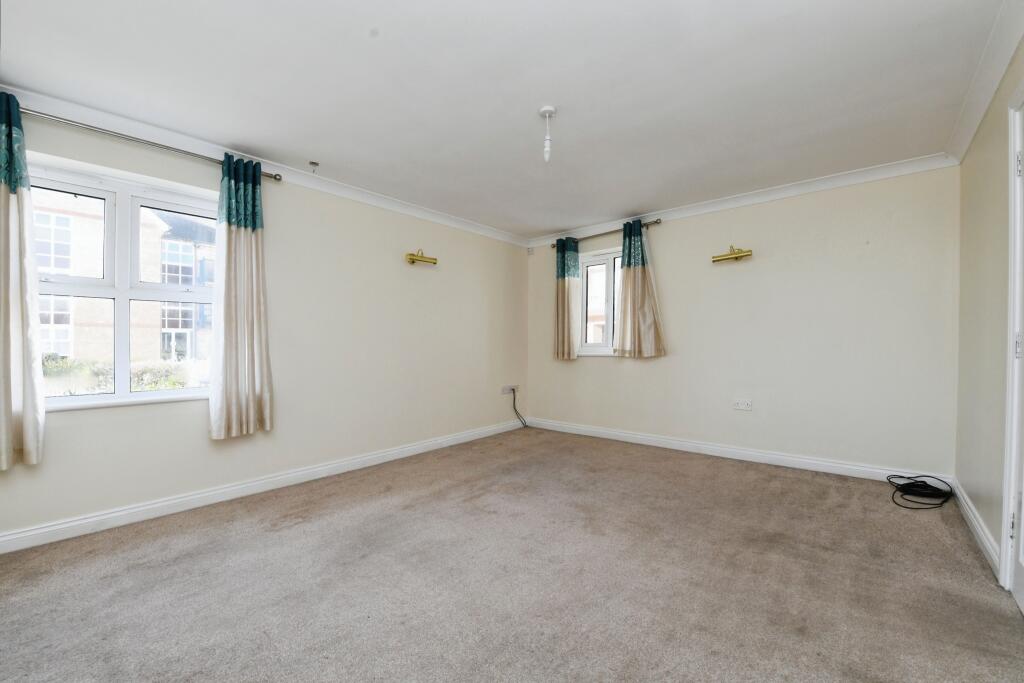 Additional property image - Belvedere Road, Burnham-on-Crouch, Essex, CM0