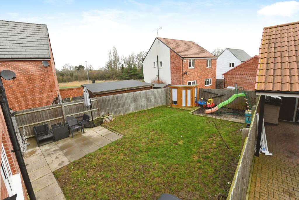 Additional property image - Pond View, Burnham-on-Crouch, Essex, CM0
