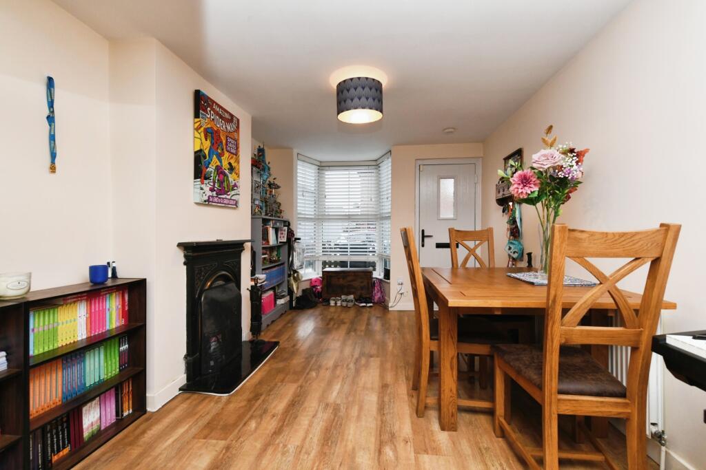 Additional property image - Queens Road, BURNHAM-ON-CROUCH, Essex, CM0