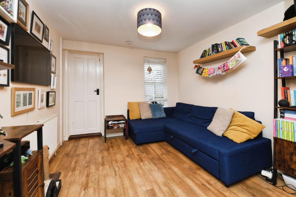 Additional property image - Queens Road, BURNHAM-ON-CROUCH, Essex, CM0