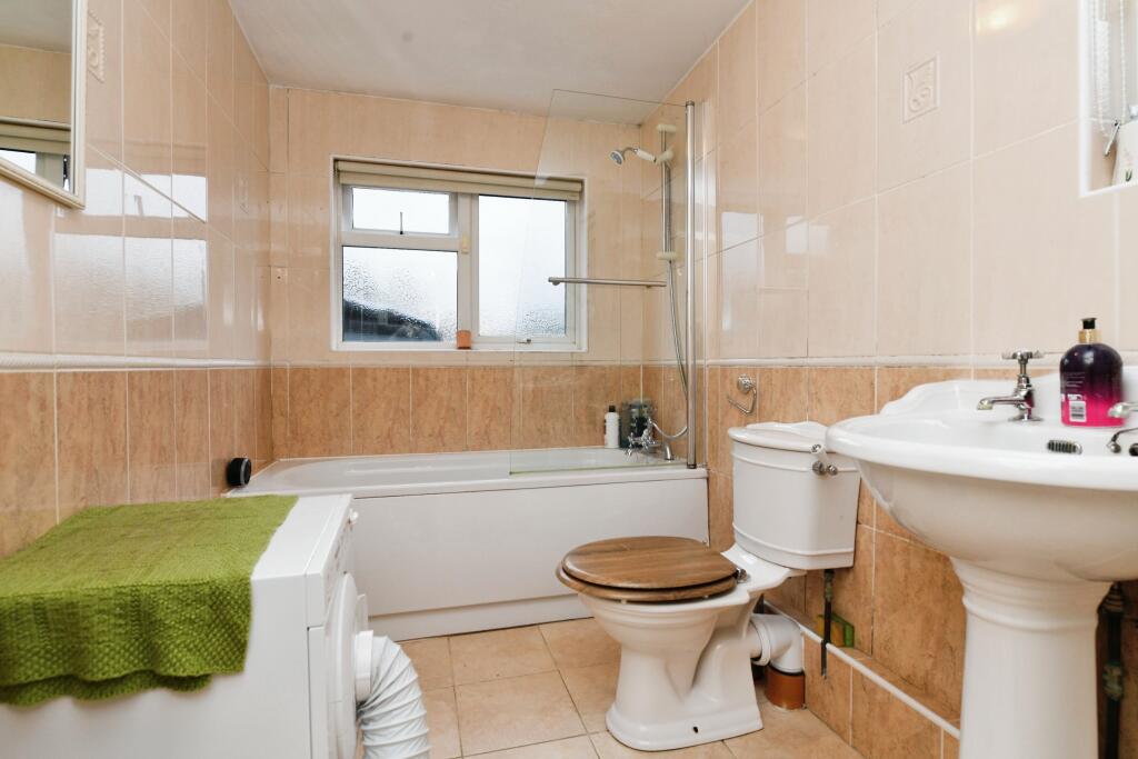 Additional property image - Queens Road, BURNHAM-ON-CROUCH, Essex, CM0