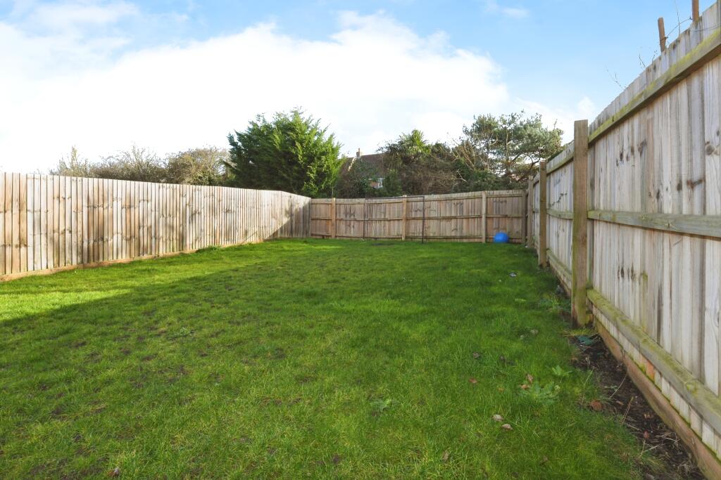 Additional property image - Fitzwilliam Road, BURNHAM-ON-CROUCH, Essex, CM0