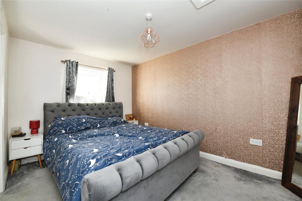 Additional property image - Fitzwilliam Road, BURNHAM-ON-CROUCH, Essex, CM0