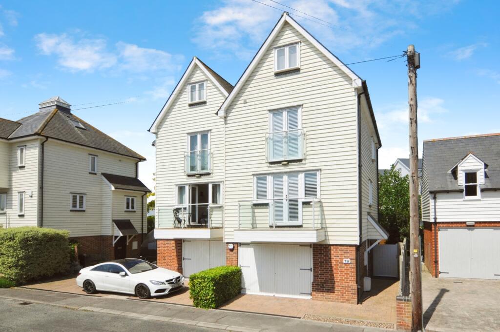 Main image of property: Coronation Road, Burnham-on-Crouch, Essex, CM0