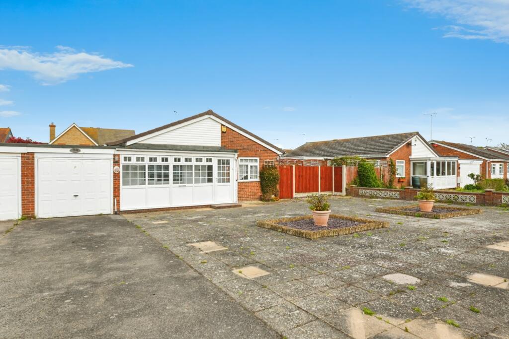 Main image of property: Cavendish Drive, Clacton-on-Sea, Essex, CO16