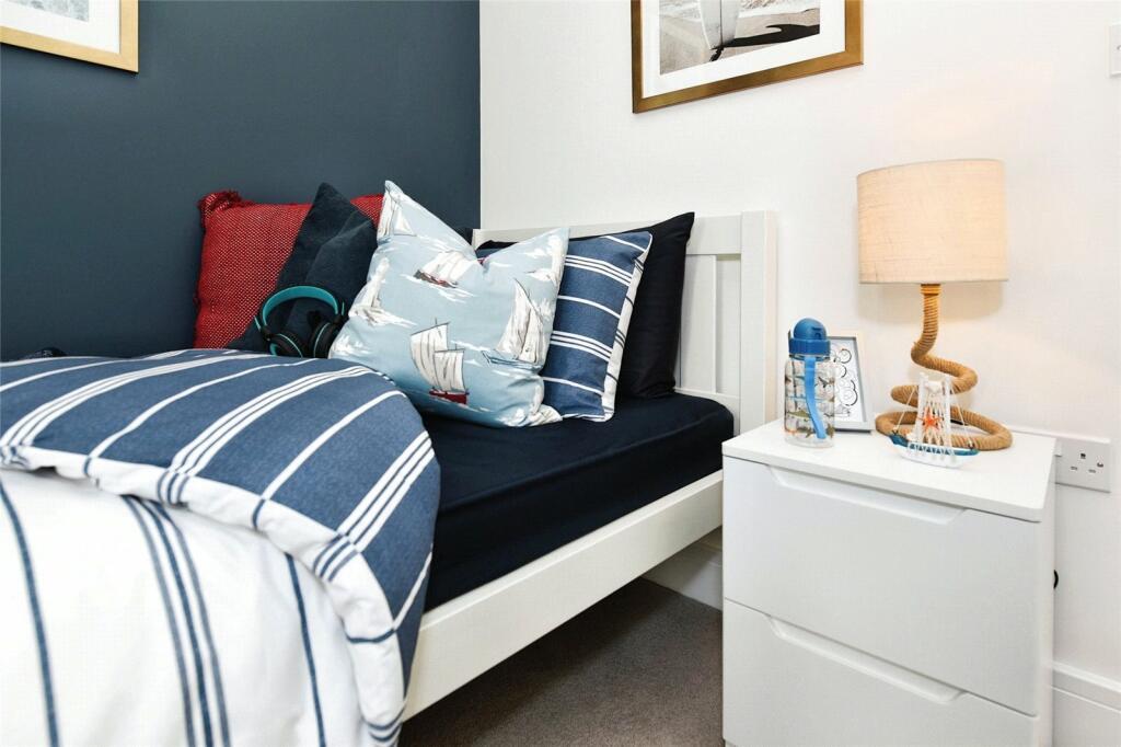 Additional property image - Meadow Gardens, Clacton On Sea, Essex, CO16
