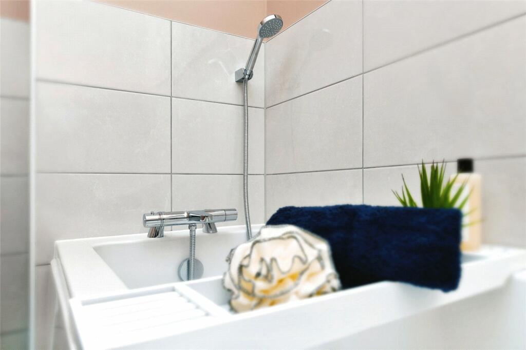 Additional property image - Meadow Gardens, Clacton On Sea, Essex, CO16
