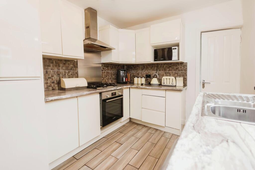 Additional property image - Drayton Road, Birmingham, West Midlands, B14