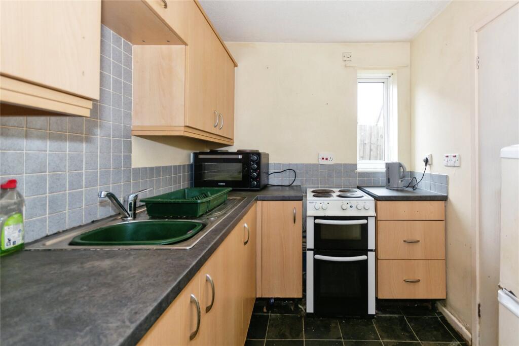 Additional property image - Yardley Wood Road, Birmingham, West Midlands, B14