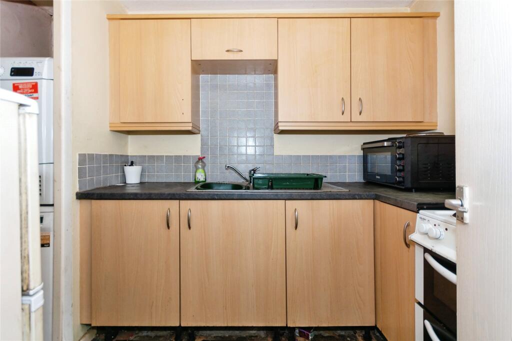Additional property image - Yardley Wood Road, Birmingham, West Midlands, B14