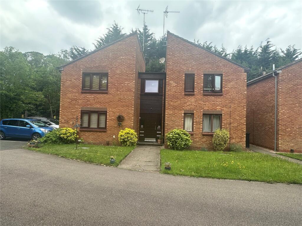 Main image of property: Bloomsbury Grove, Birmingham, West Midlands, B14