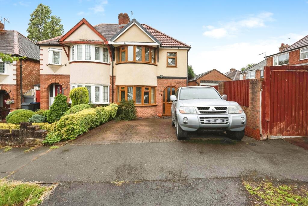 Main image of property: Camford Grove, Birmingham, West Midlands, B14