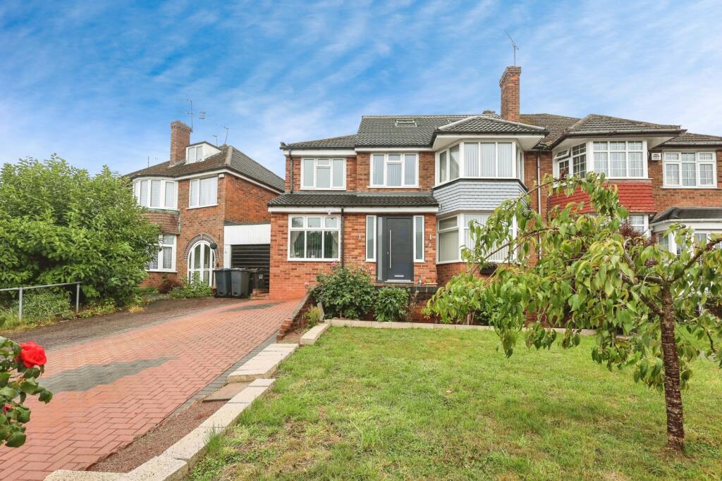 Main image of property: Stoneyford Grove, Birmingham, West Midlands, B14