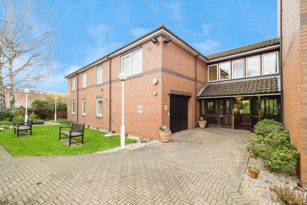 Main image of property: Fentiman Way, Hornchurch, RM11