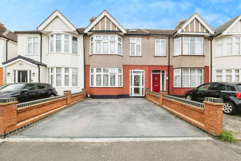 Main image of property: Burnway, Hornchurch, RM11