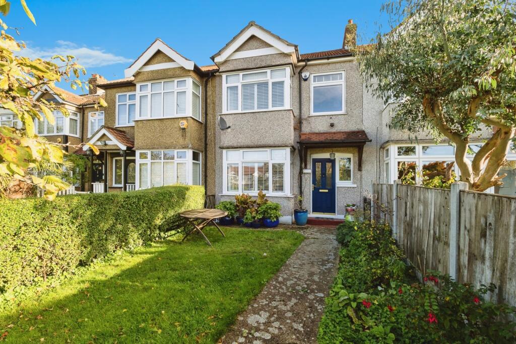 Main image of property: Great Gardens Road, Hornchurch, RM11