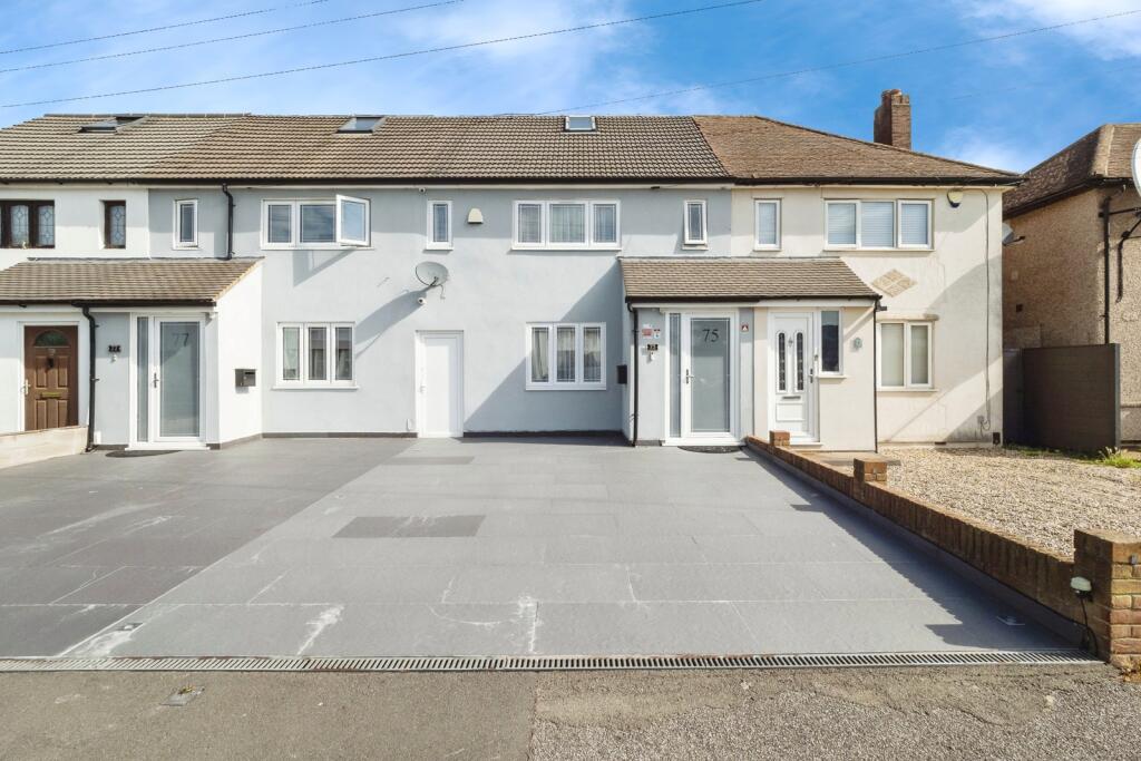 Main image of property: Meadow Road, Romford, RM7