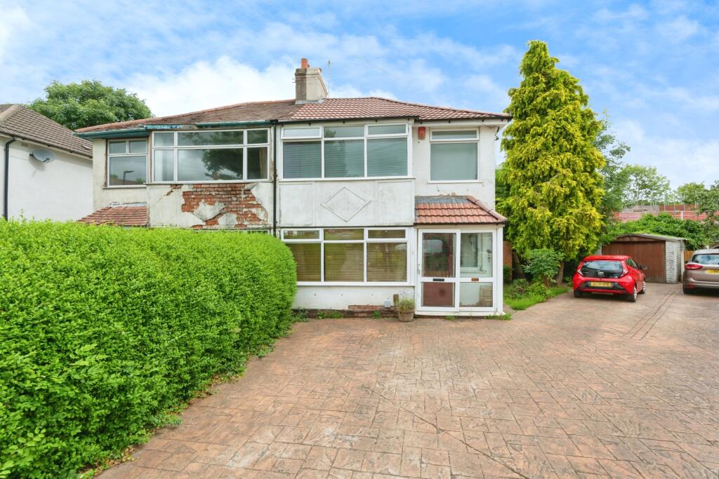 Main image of property: Old Oak Road, Birmingham, West Midlands, B38