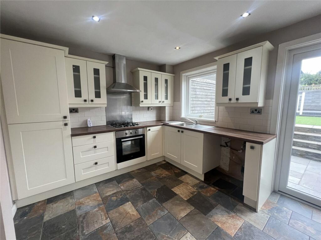 Additional property image - Rosebay Avenue, Birmingham, B38