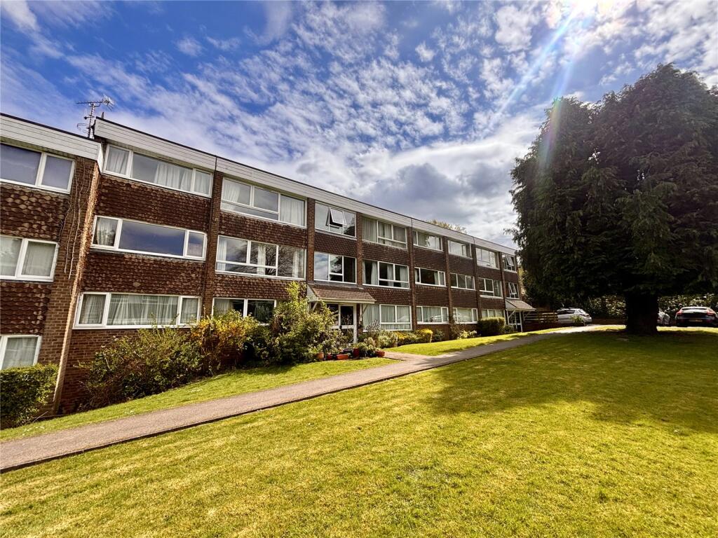 Main image of property: Pinehurst Drive, Birmingham, West Midlands, B38