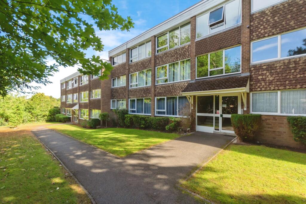 Main image of property: Pinehurst Drive, BIRMINGHAM, West Midlands, B38