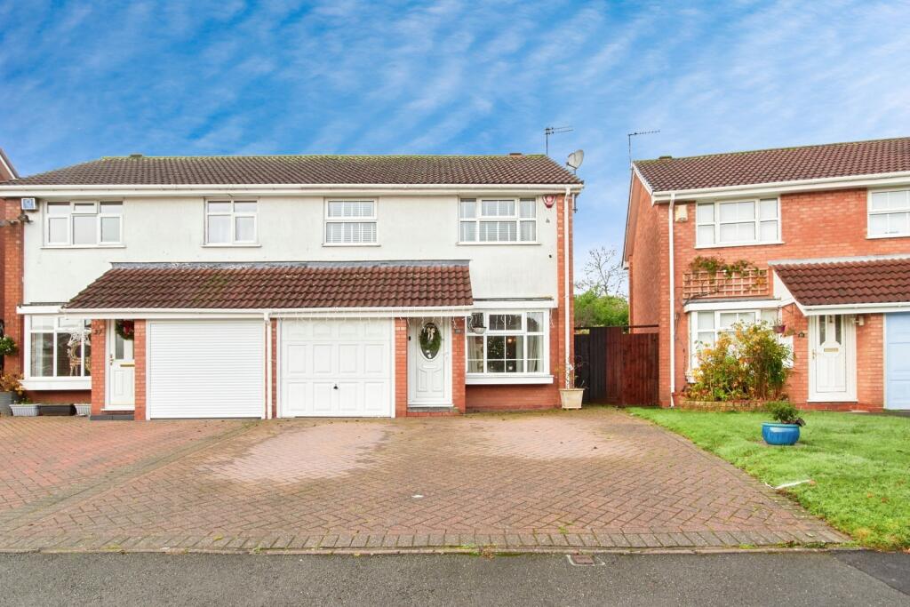 Main image of property: Heycott Grove, Birmingham, Worcestershire, B38