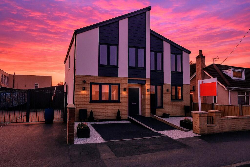 Main image of property: South Street, Rainham, RM13