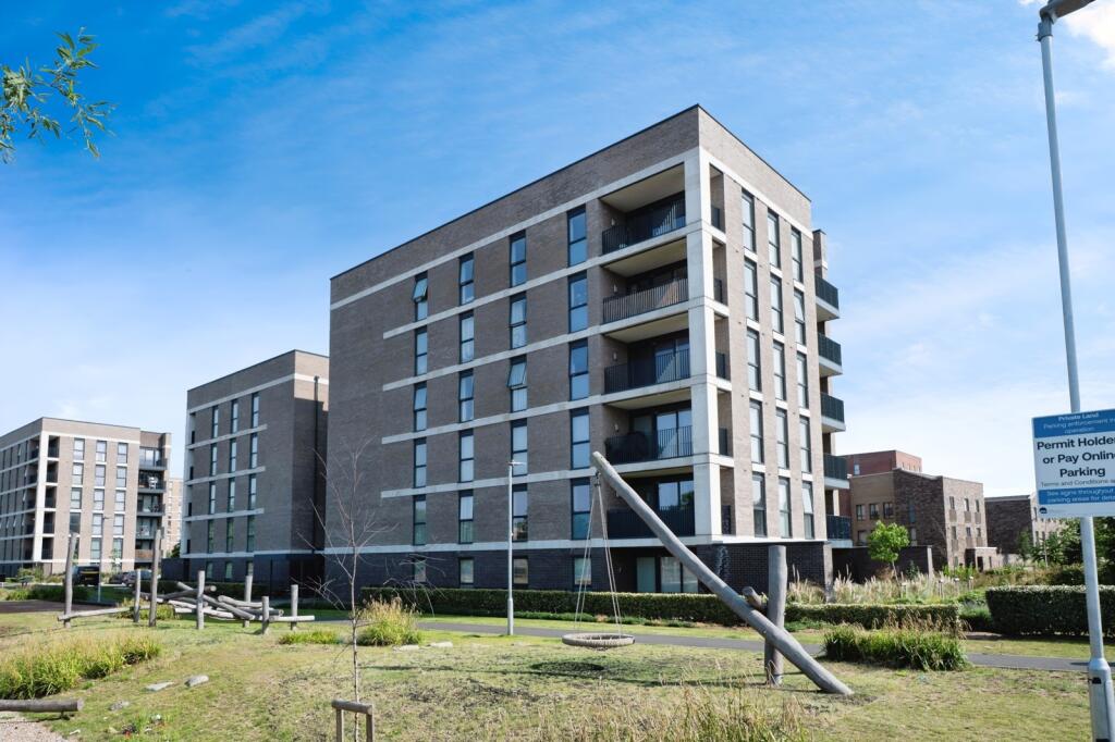 Main image of property: Fairmont Road, RAINHAM, Essex, RM13