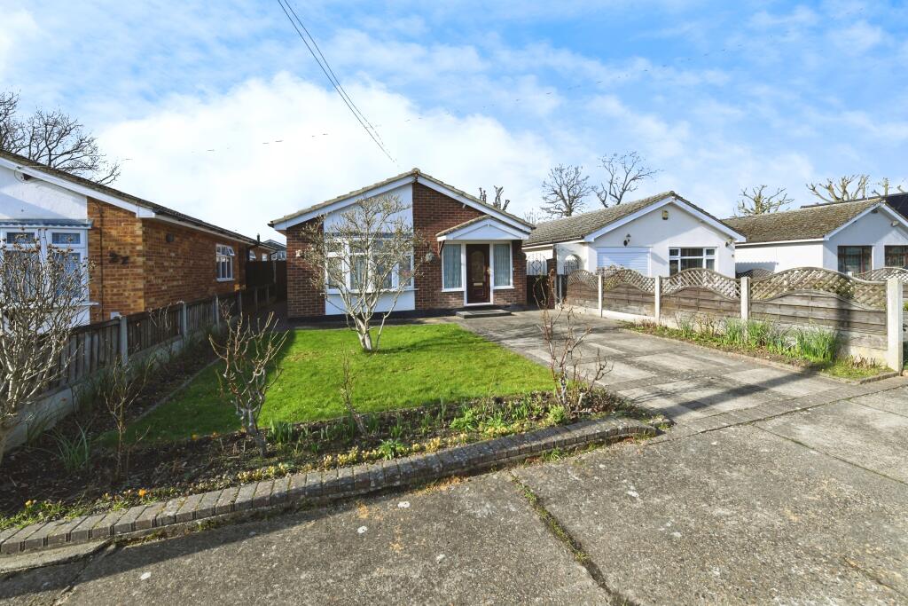 Main image of property: Crouch Avenue, Hullbridge, Hockley, Essex, SS5