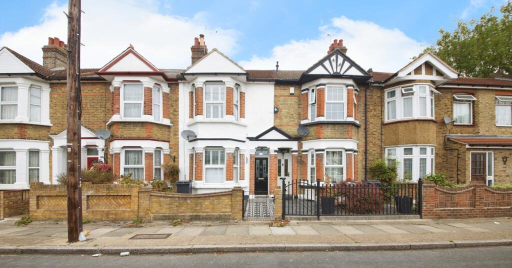 3 bedroom terraced house