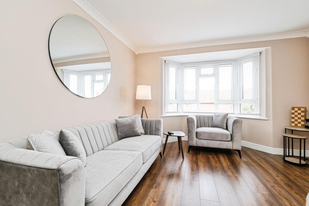 Main image of property: Dart Green, South Ockendon, Essex, RM15