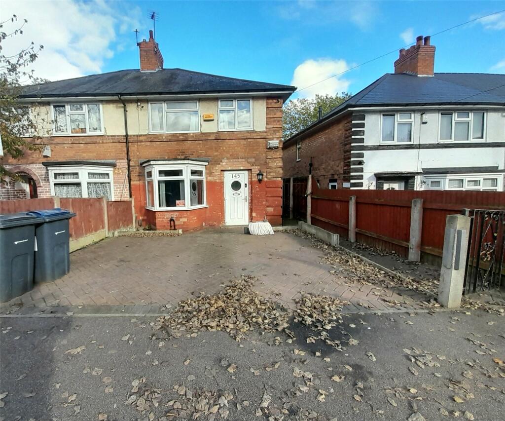 4 bedroom semidetached house for sale in Finchley Road, Kingstanding, Birmingham, B44